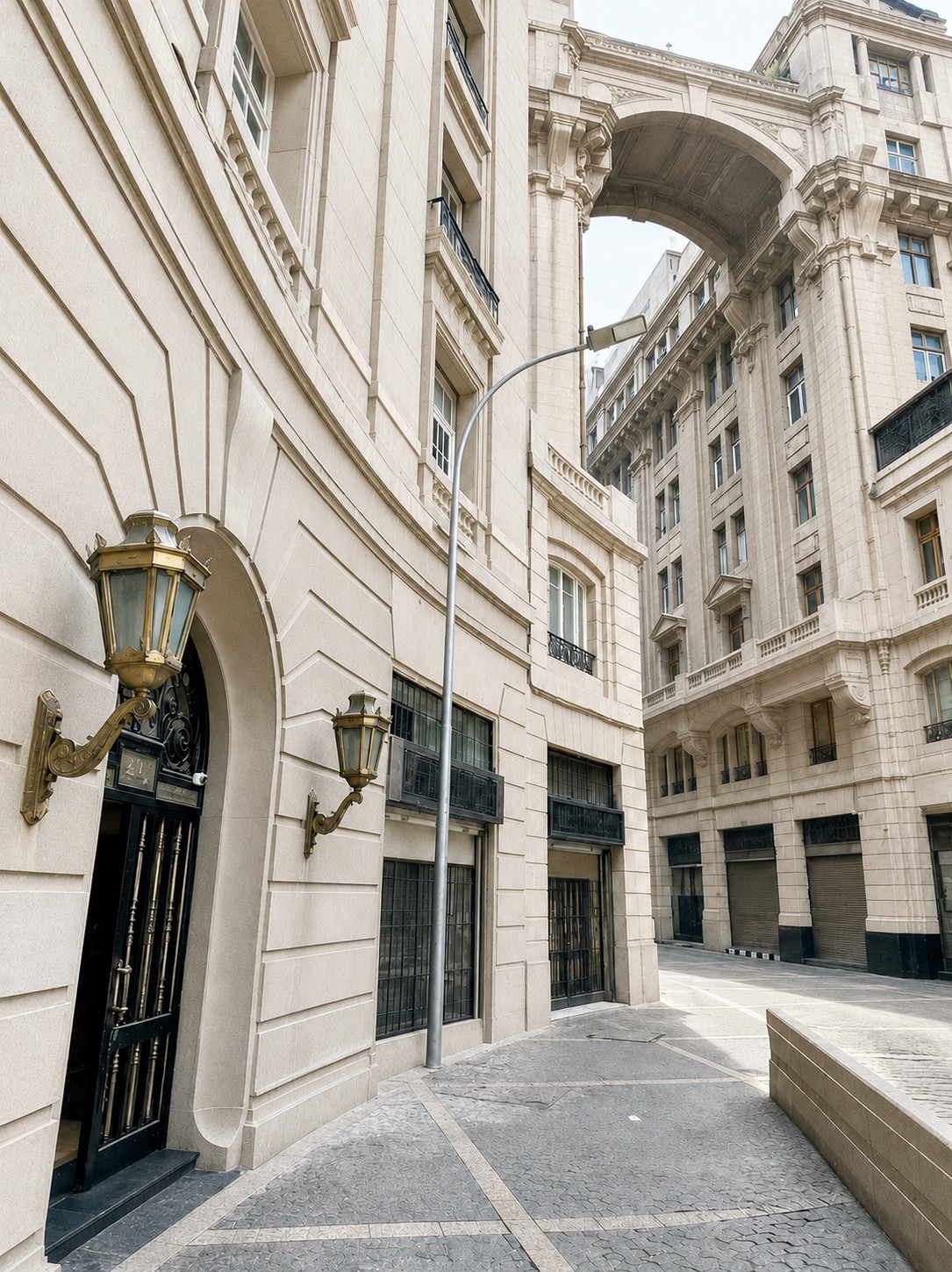 Calle Phillips, Santiago Centro — oficina de Maximiliano Lobos